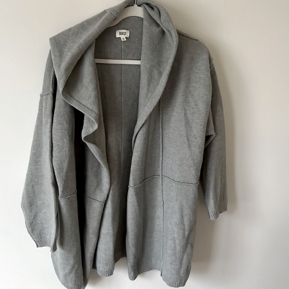 Never worn, Buckle BKE hooded cardigan that is a grey/blue color